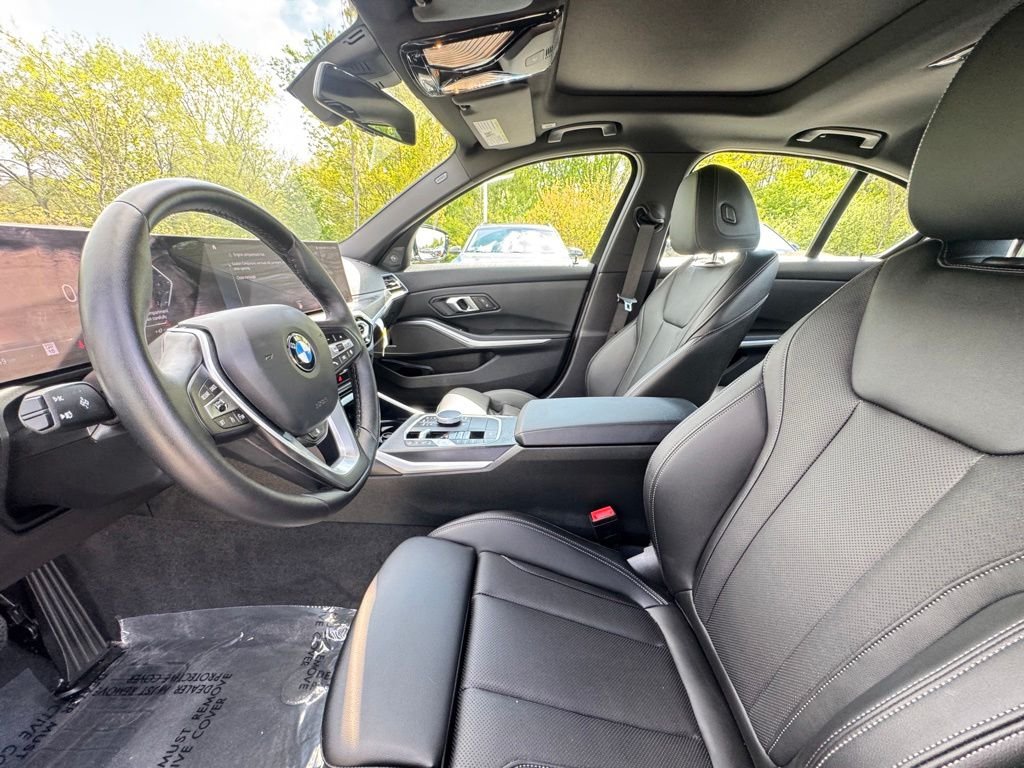Used 2024 Gray BMW 330i xDrive image 21