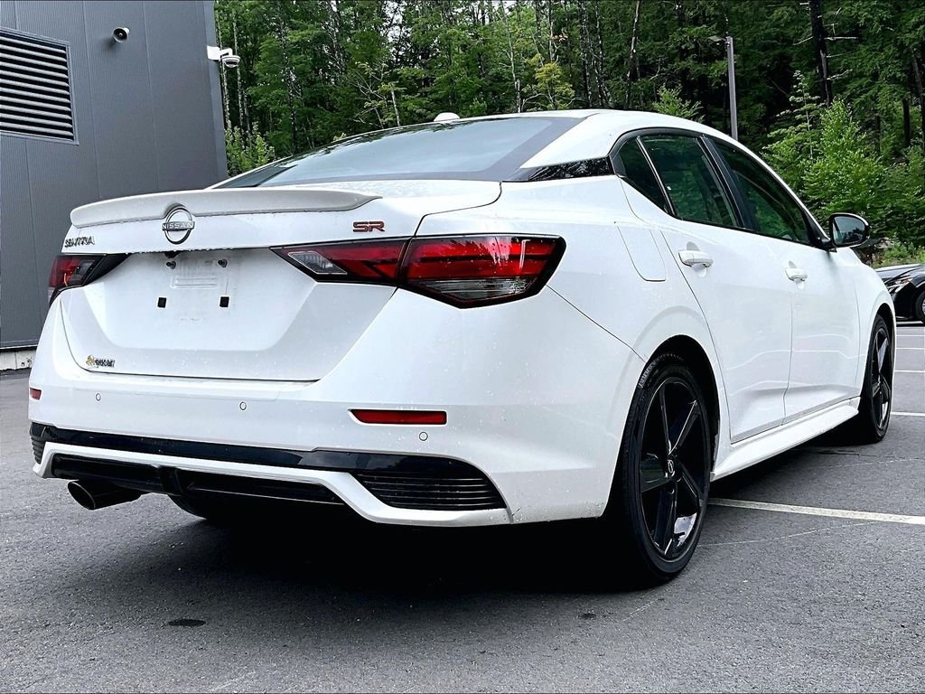 Used 2024 White Nissan SR image 4