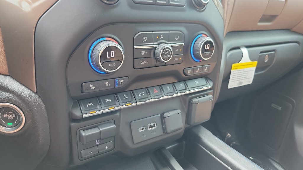 2020 Chevrolet Silverado 1500 High Country - Photo 18