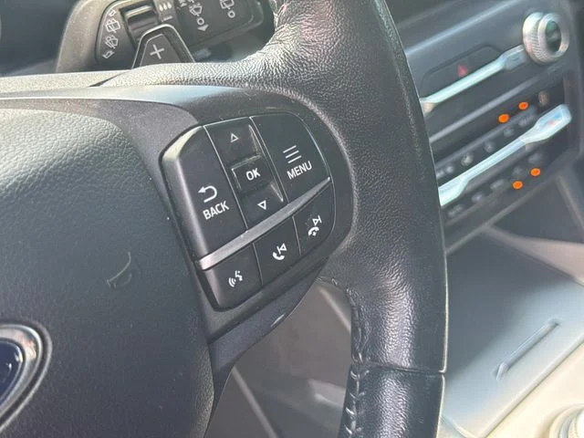 Used 2020 Red Ford XLT image 35