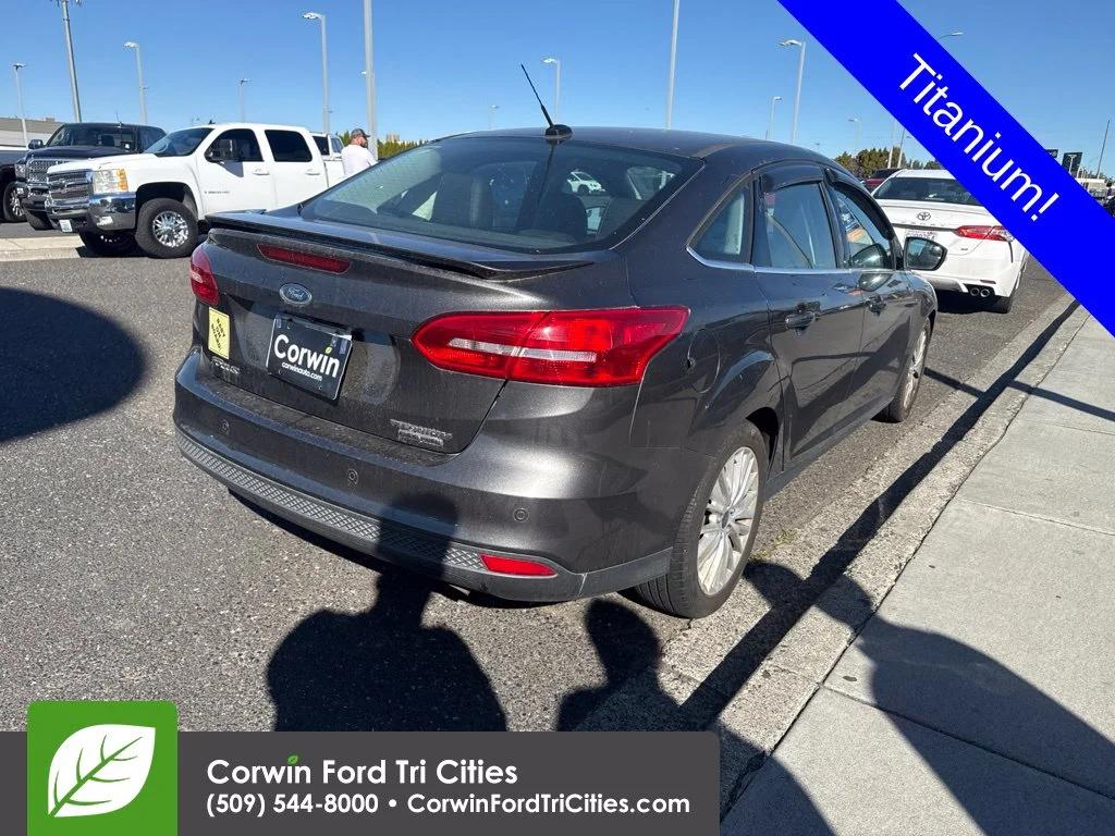 Used 2015 Gray Ford Titanium image 8