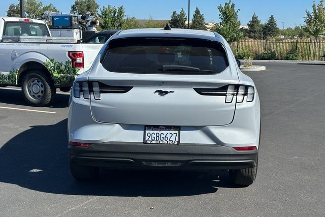 Used 2023 Space Gray Ford Select image 6