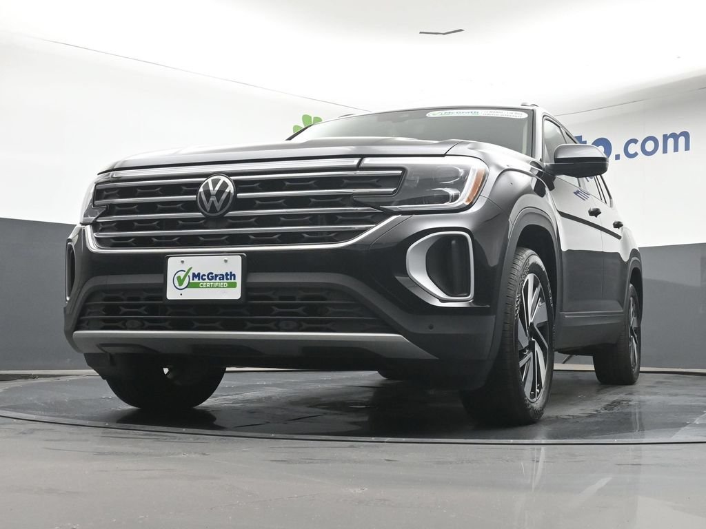 Used 2026 Black Volkswagen SE w/Technology image 7