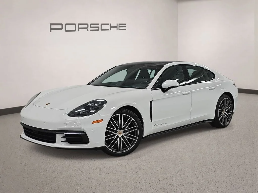 2020 Porsche Panamera 10 Year Edition's photo