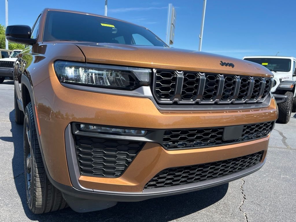 New 2026 Copper Shino Metallic Clear-Coat Exterior Paint Jeep Limited image 43