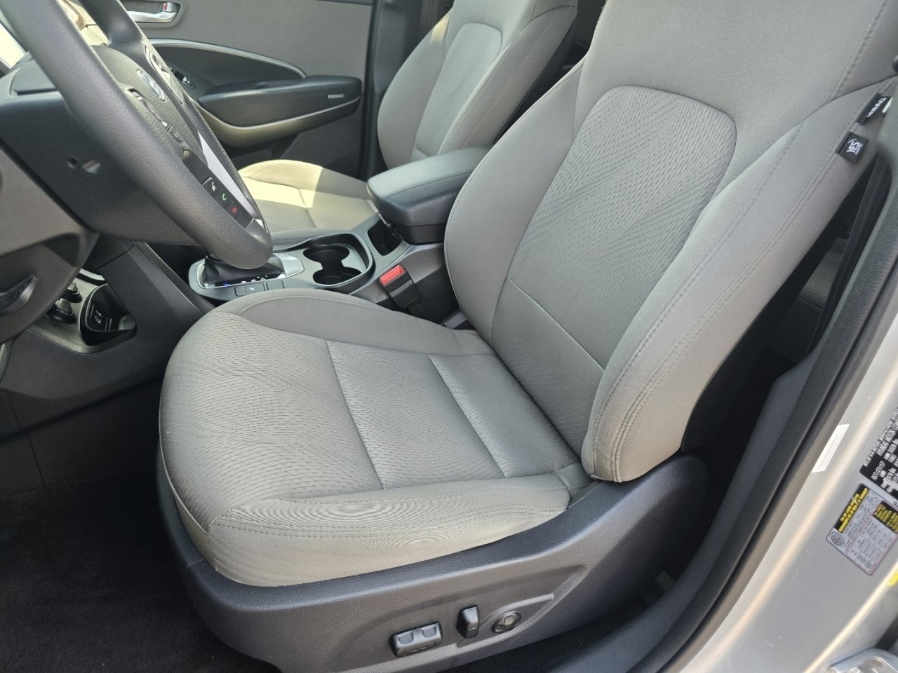 Used 2018 Silver Hyundai  image 23