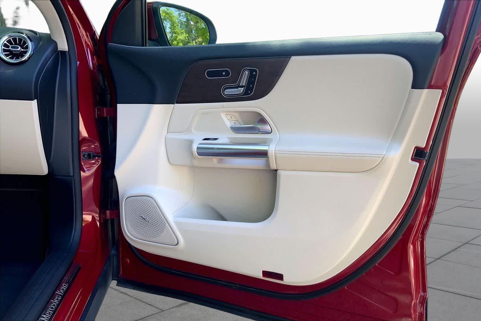 Used 2021 Patagonia Red Metallic Mercedes-Benz GLA 250 image 22
