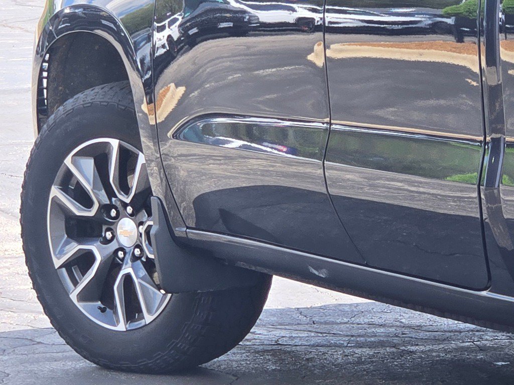 2024 Chevrolet Silverado 1500 LT - Photo 16