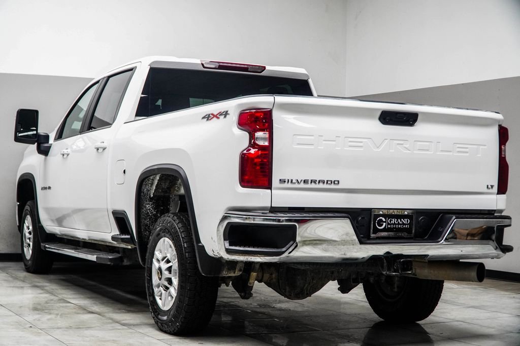 Used 2025 White Chevrolet LT image 10