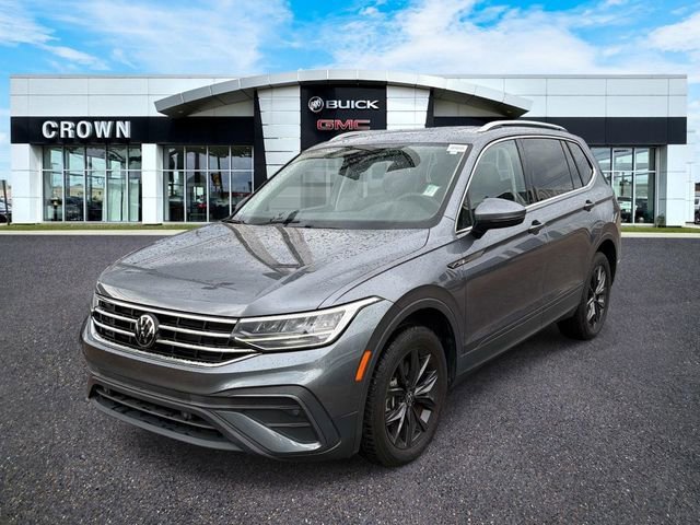 2024 Volkswagen Tiguan 2.0T SE's photo
