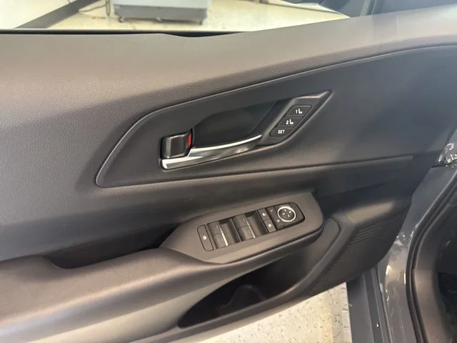 2026 Toyota Prius Plug-in Hybrid XSE Premium - Photo 20