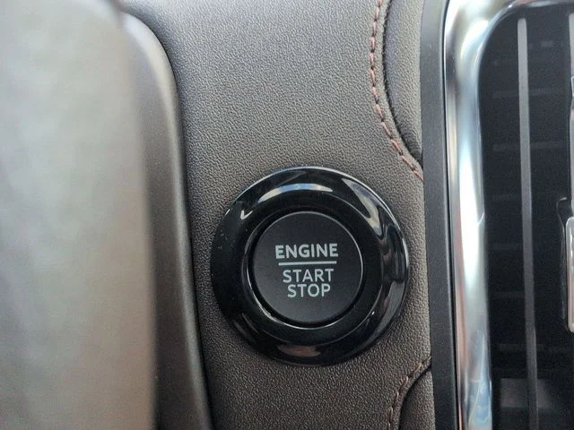 New 2026 Glacier Gray Metallic Tri-Coat Ford MAX King Ranch® image 28