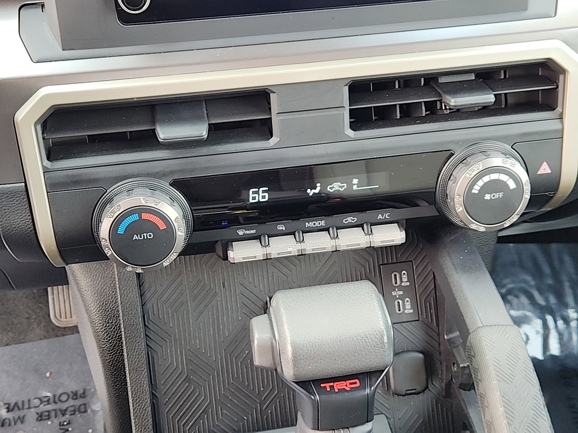2024 Toyota Tacoma TRD Off Road - Photo 16