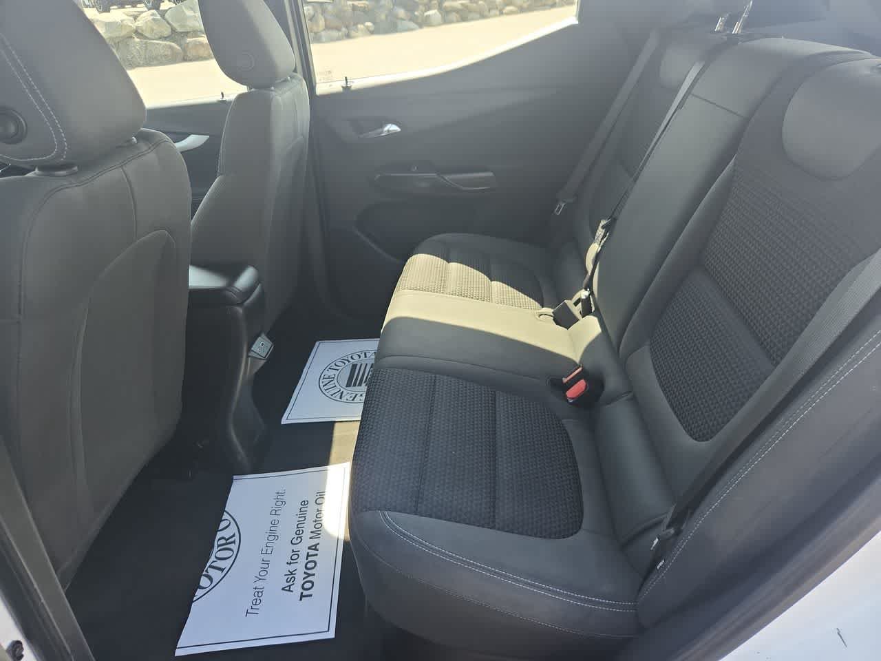 Used 2023 Summit White Chevrolet LT image 14