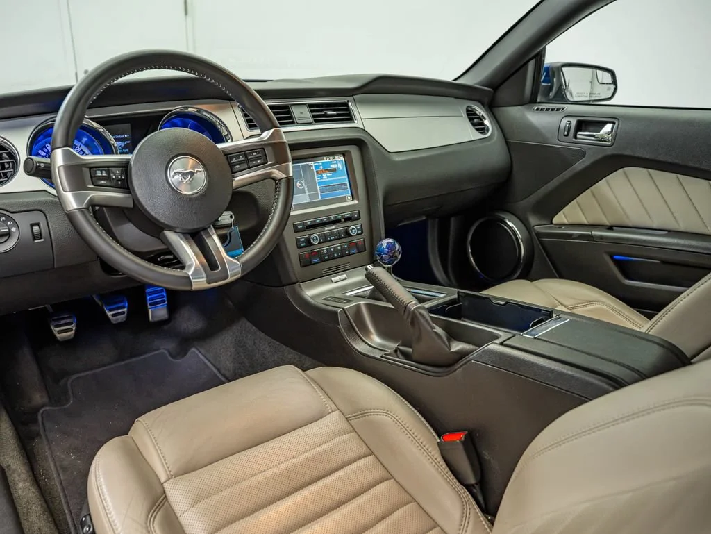 Used 2013 Blue Metallic Ford GT Premium image 40