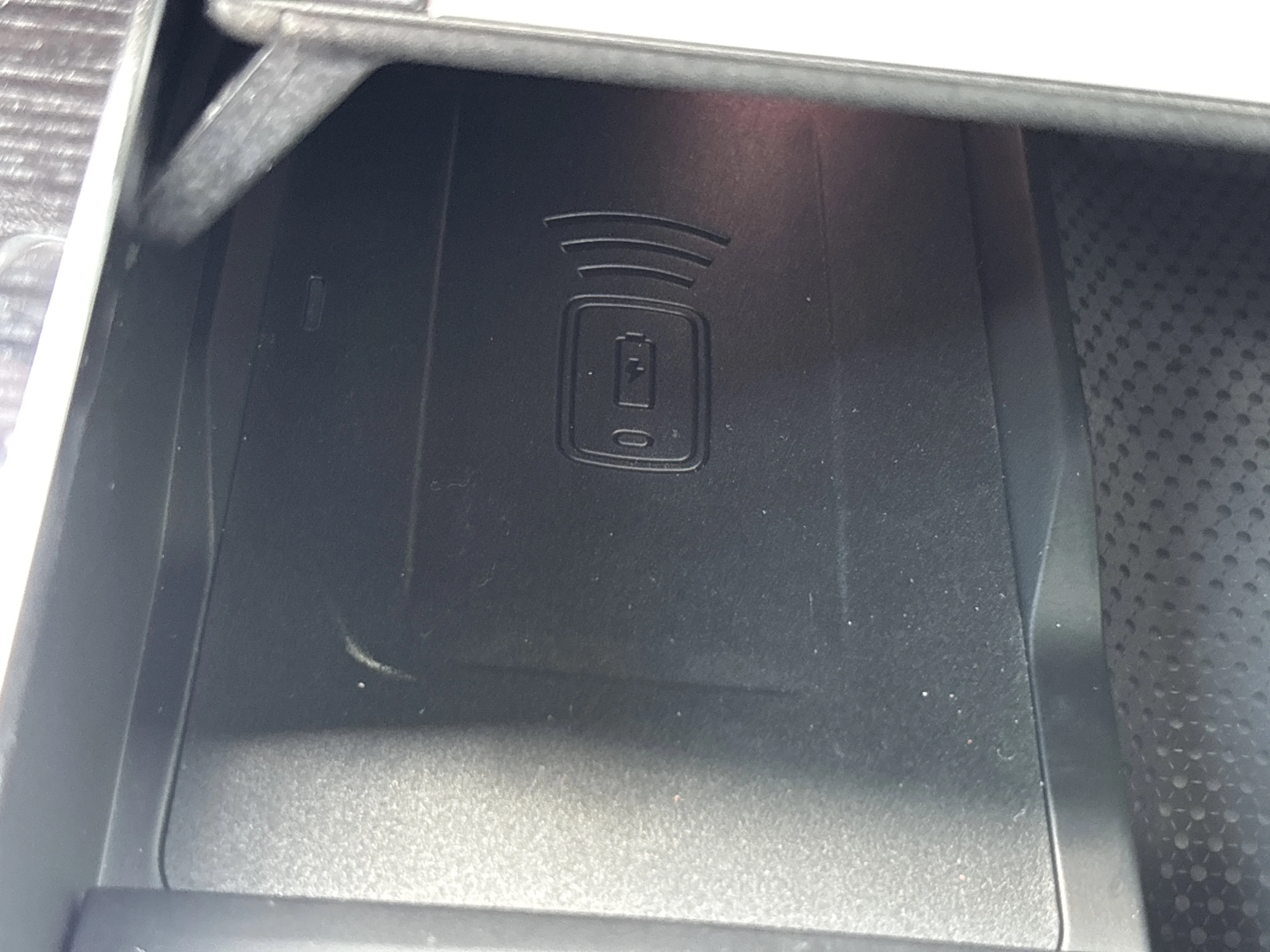 New 2026 0416 Carbon Black Metallic BMW xDrive40i image 43