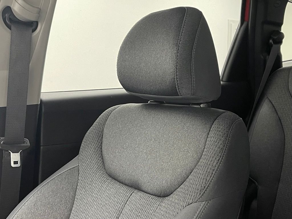 Used 2023 Calypso Red Hyundai SE image 39