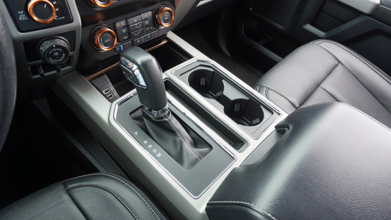 Used 2019 Gray Ford LARIAT image 21