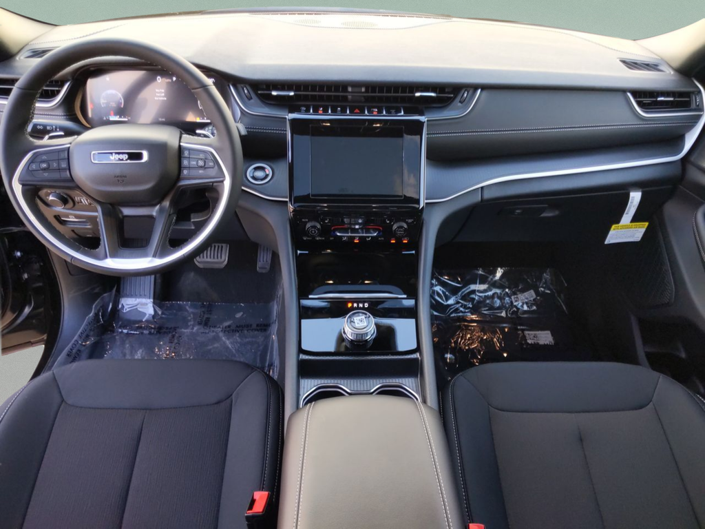 2025 Jeep Grand Cherokee L Laredo - Photo 24