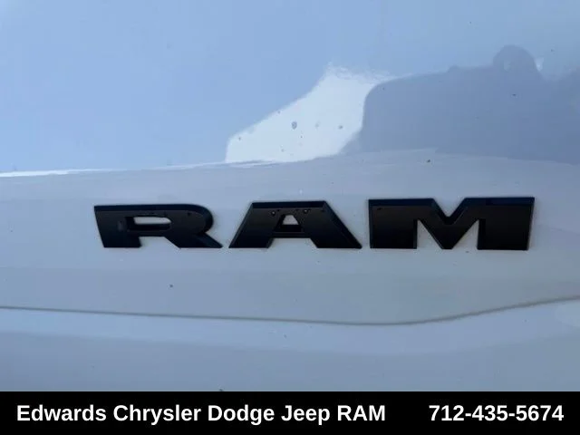 Used 2024 White Ram Big Horn/Lone Star image 11