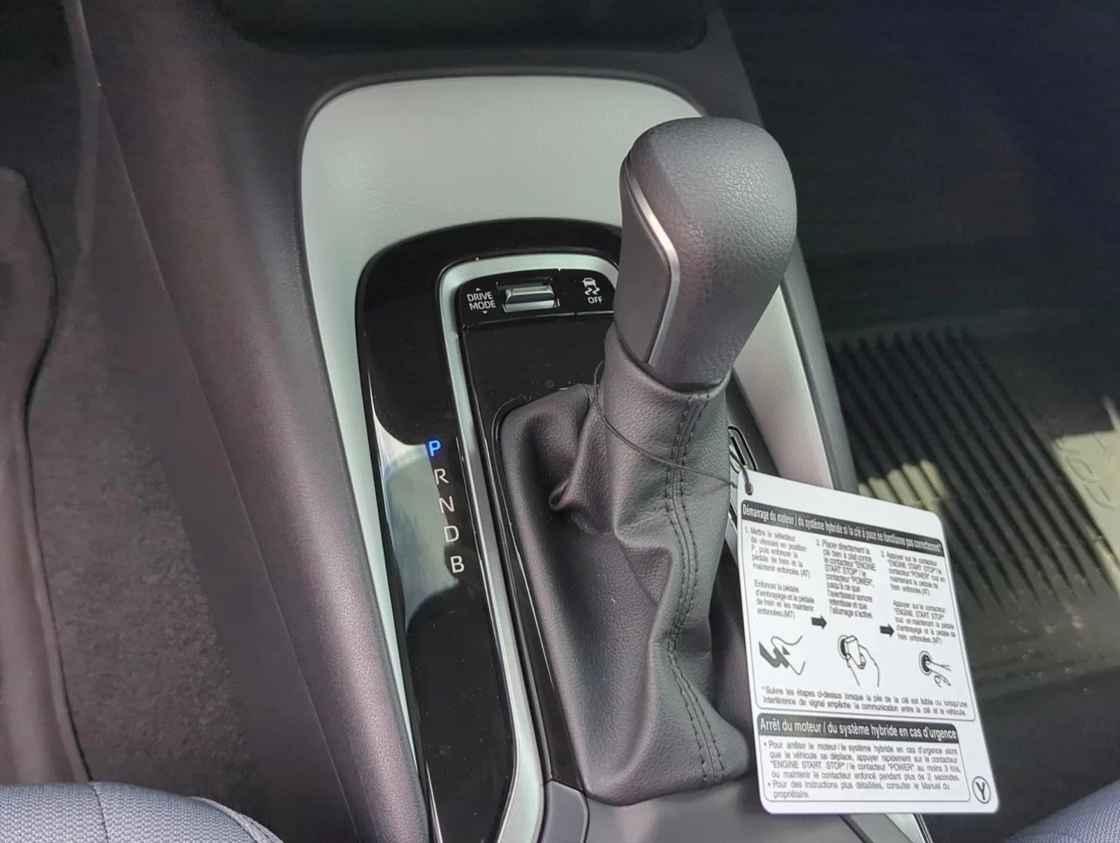 Used 2026 Classic Silver Met Toyota SE image 23