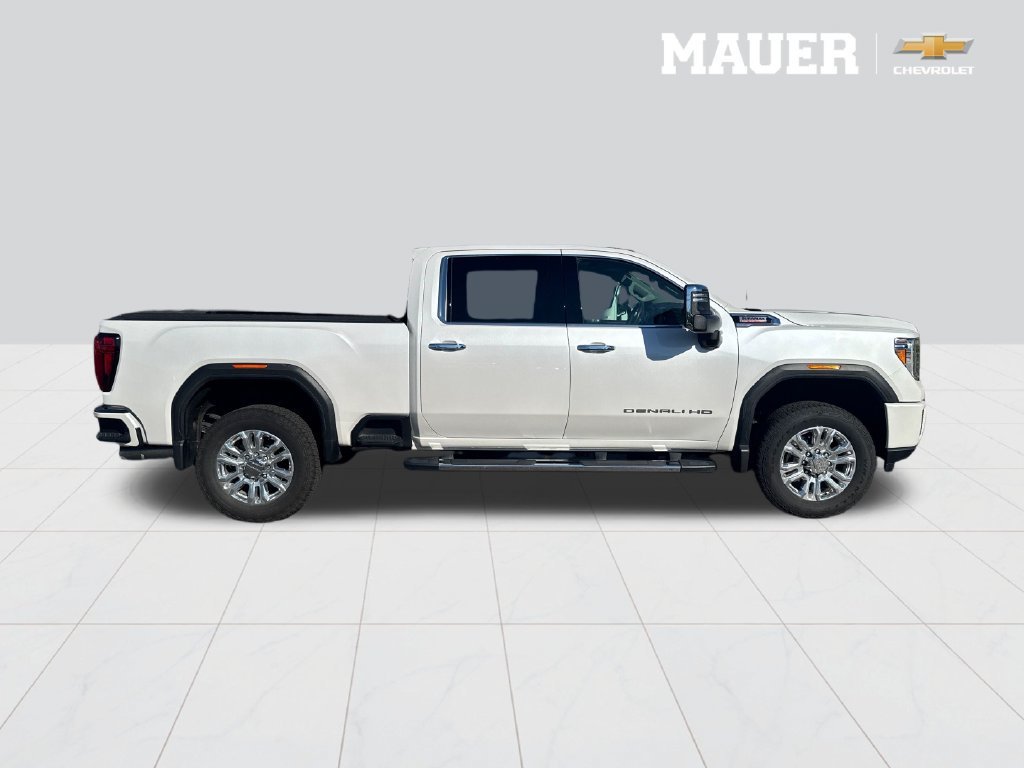 Used 2021 WHITE FROST TRICOAT GMC Denali image 7