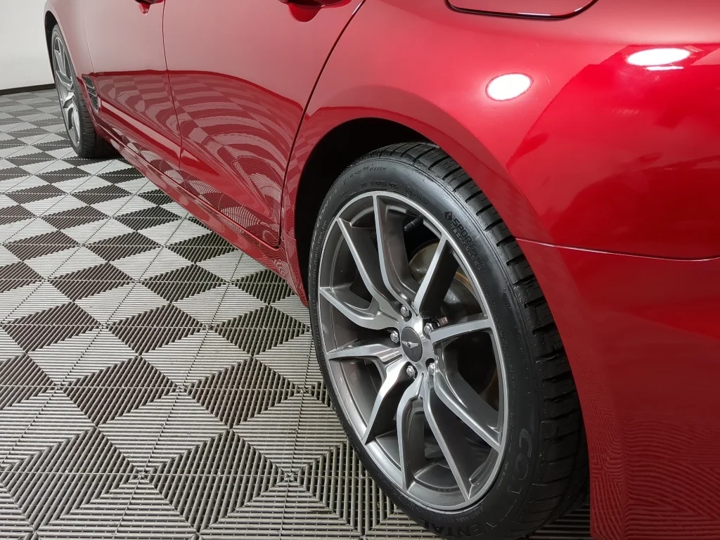 Used 2022 Red Genesis 2.0T image 5
