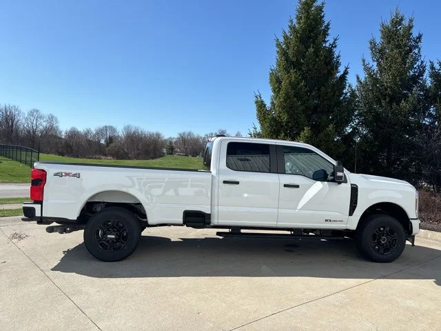 New 2026 Oxford White Ford F-250® XL image 5