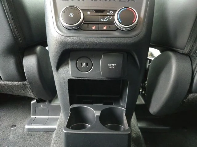 New 2027 Black Ford 4DR AWD TREMOR image 39