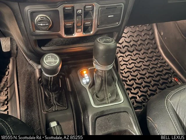 Used 2018 Green Jeep Unlimited Sahara image 24