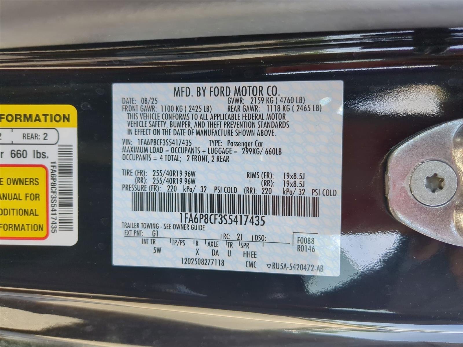 Used 2025 Shadow Black Ford GT Premium image 33