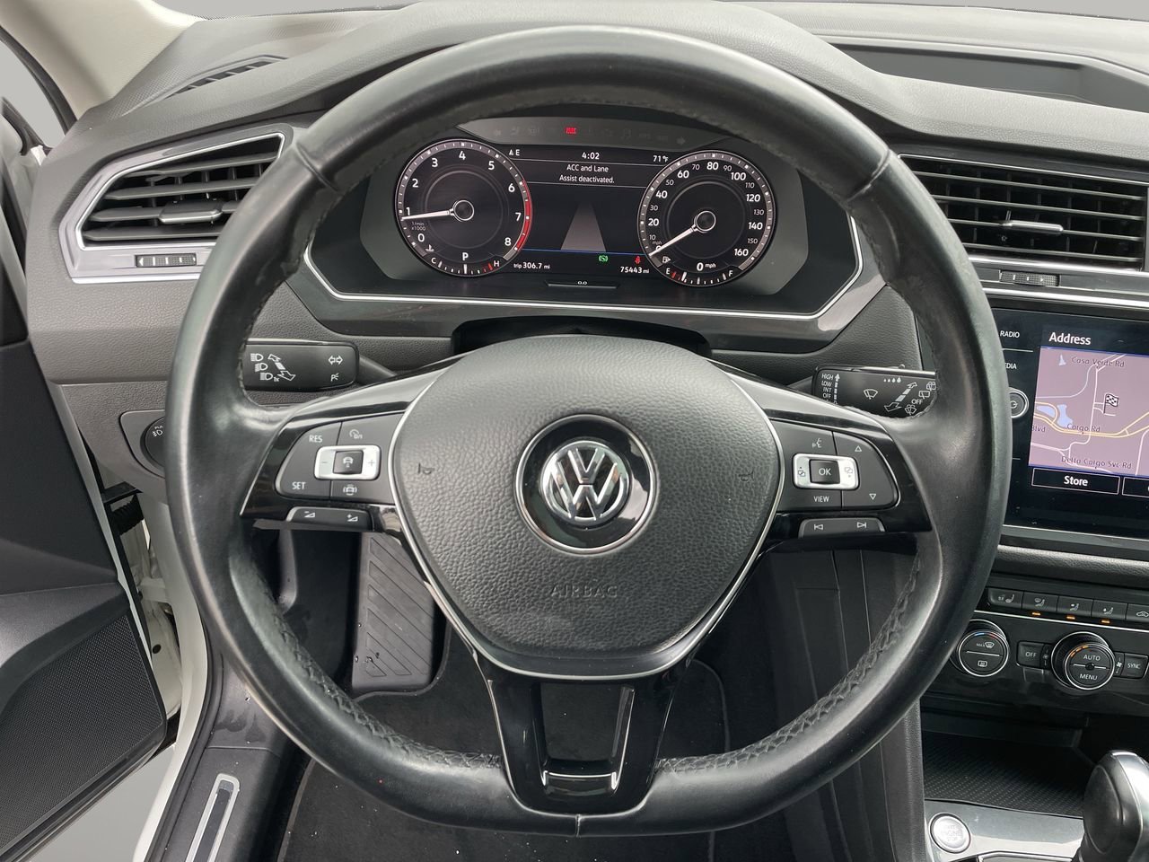 Used 2019 Pure White Volkswagen SEL Premium image 30