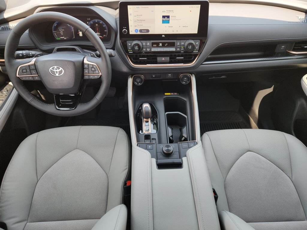 New 2026 Heavy Metal <sup>1</sup> Toyota  MAX Platinum image 21