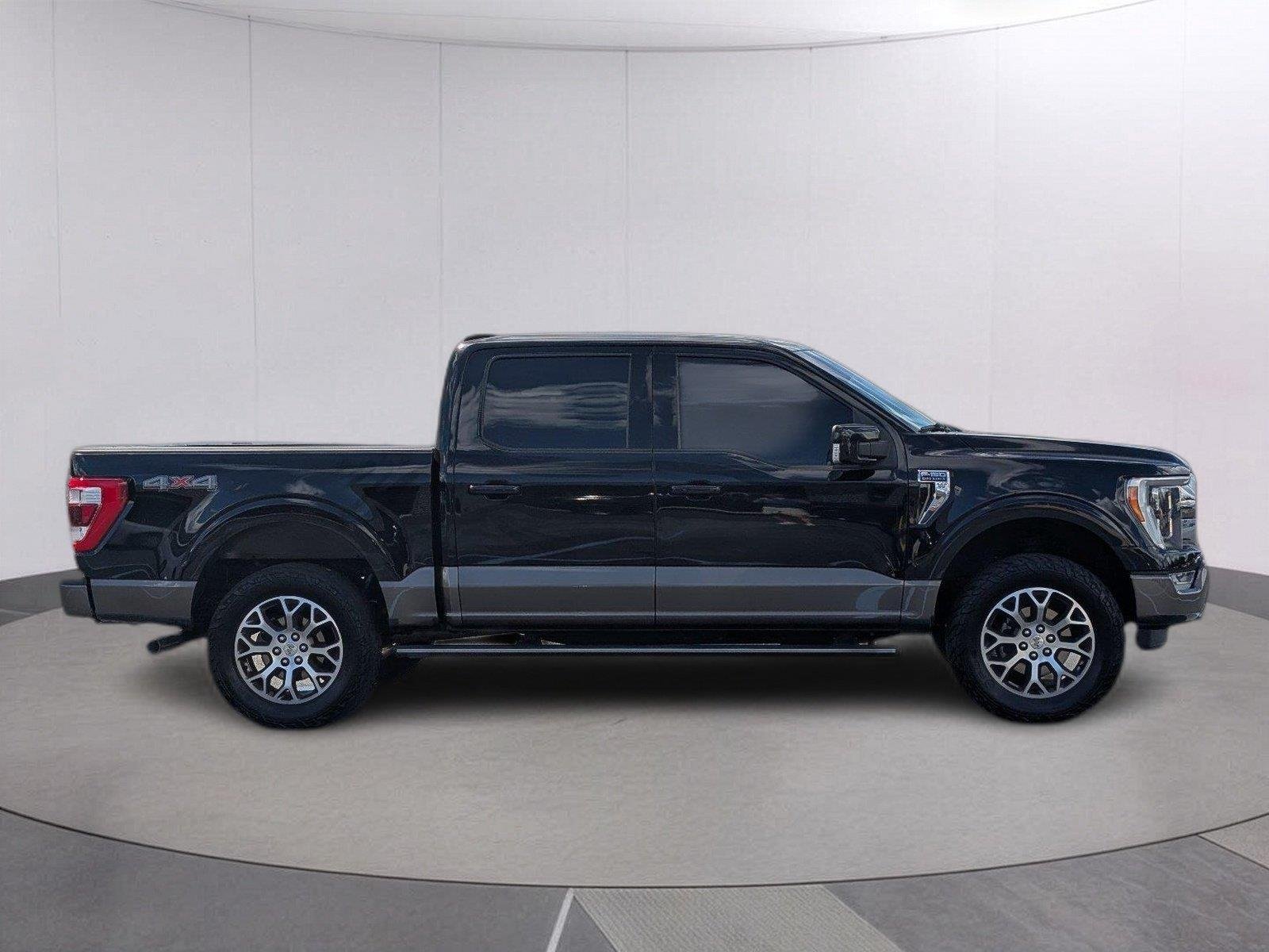 Used 2021 Agate Black/Stone Gray Ford King Ranch image 8