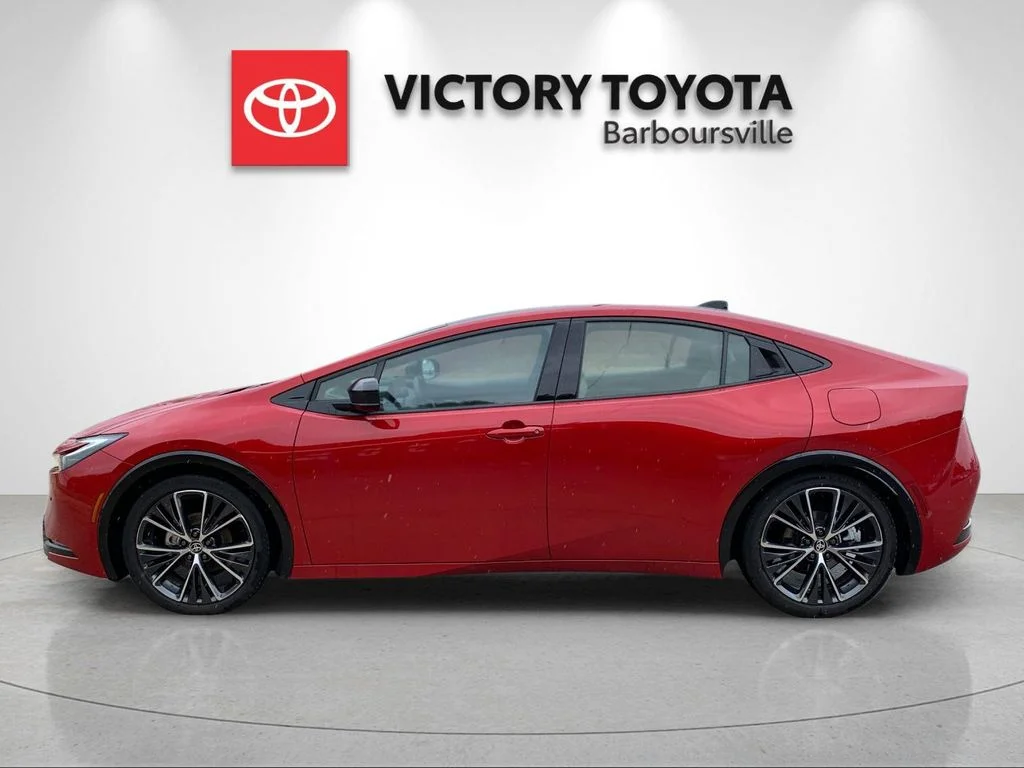 Used 2025 Red Toyota Limited image 2
