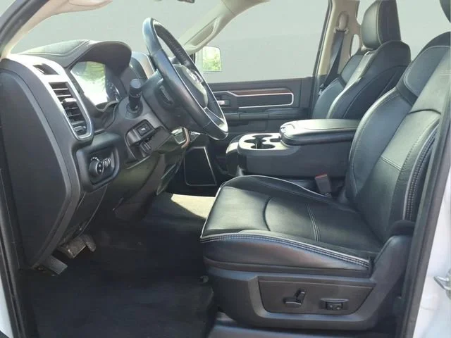 Used 2024  Ram Laramie image 20