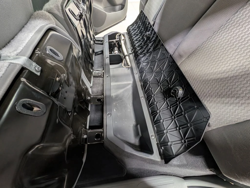 Used 2015 Black Toyota Base image 14