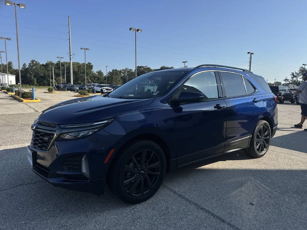 Used 2023 Blue Chevrolet RS image 7
