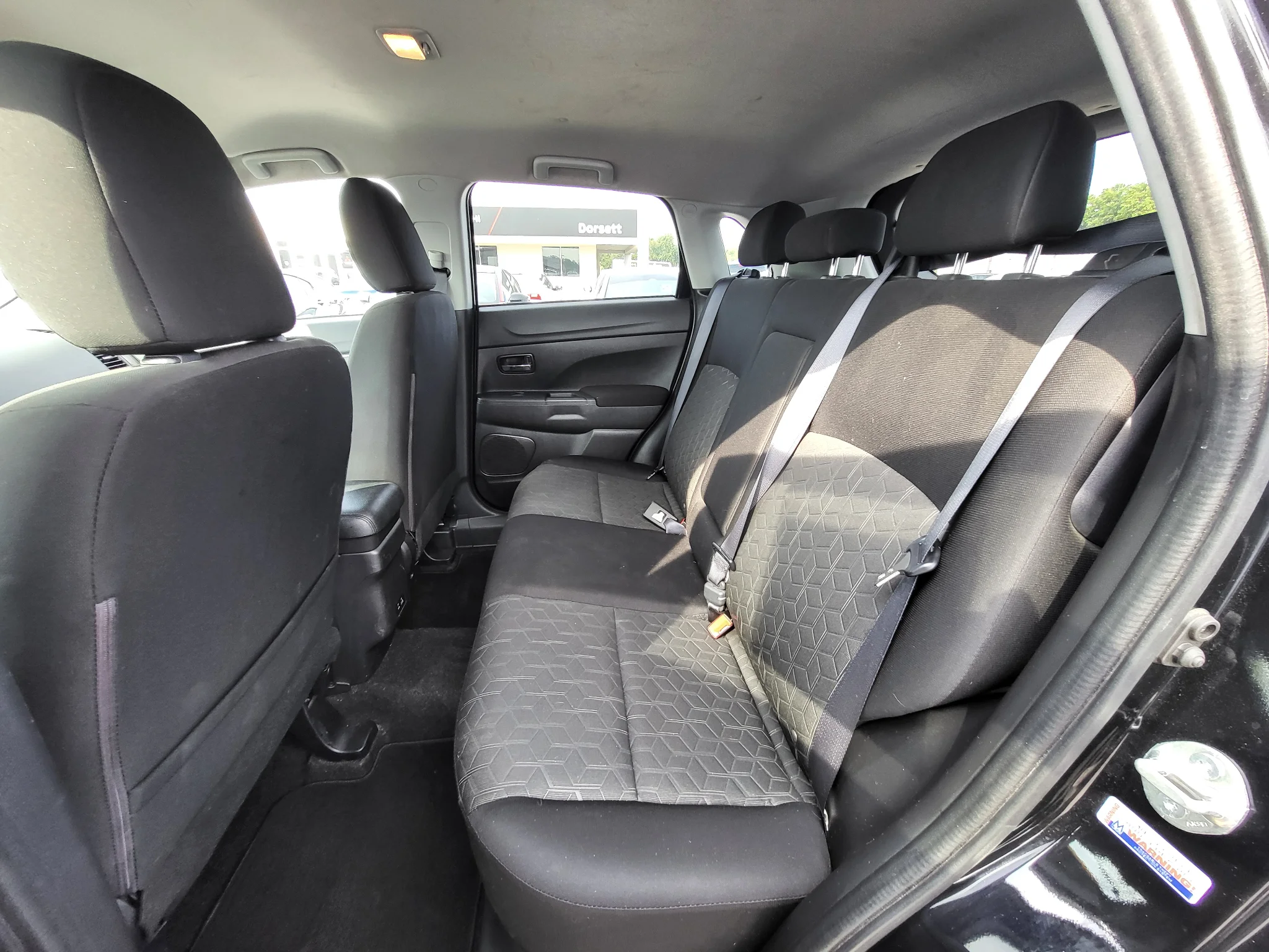 Used 2022 Labrador Black Pearl Mitsubishi LE image 22