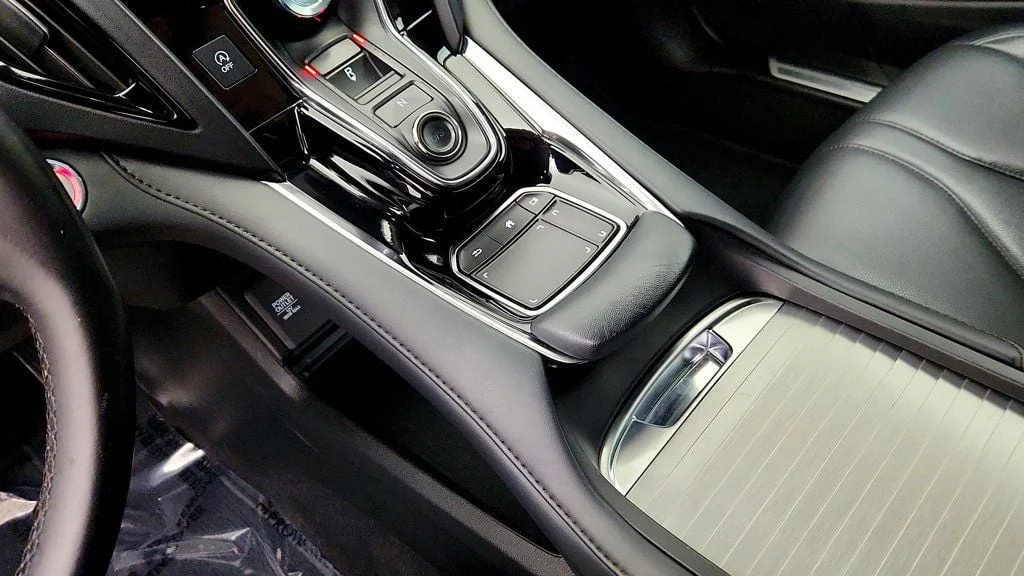Used 2019 Gunmetal Metallic Acura AWD image 17
