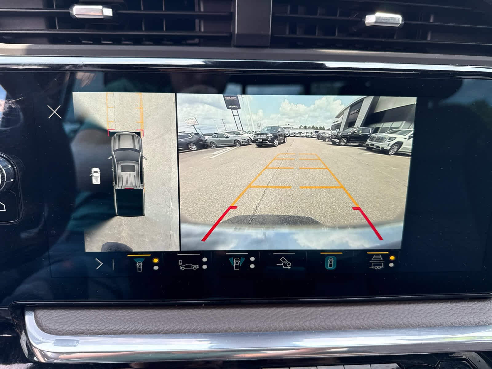 Used 2023 Onyx Black GMC Denali image 18