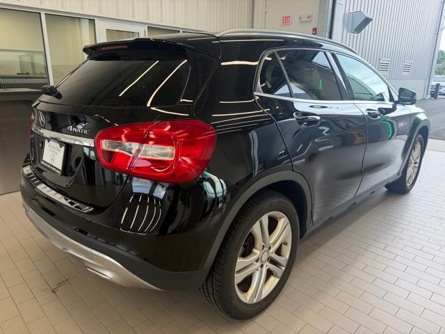Used 2016 Black Mercedes-Benz GLA 250 image 3