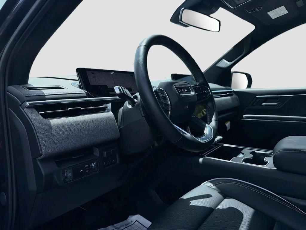 Used 2026 Ocean GMC Elevation image 9