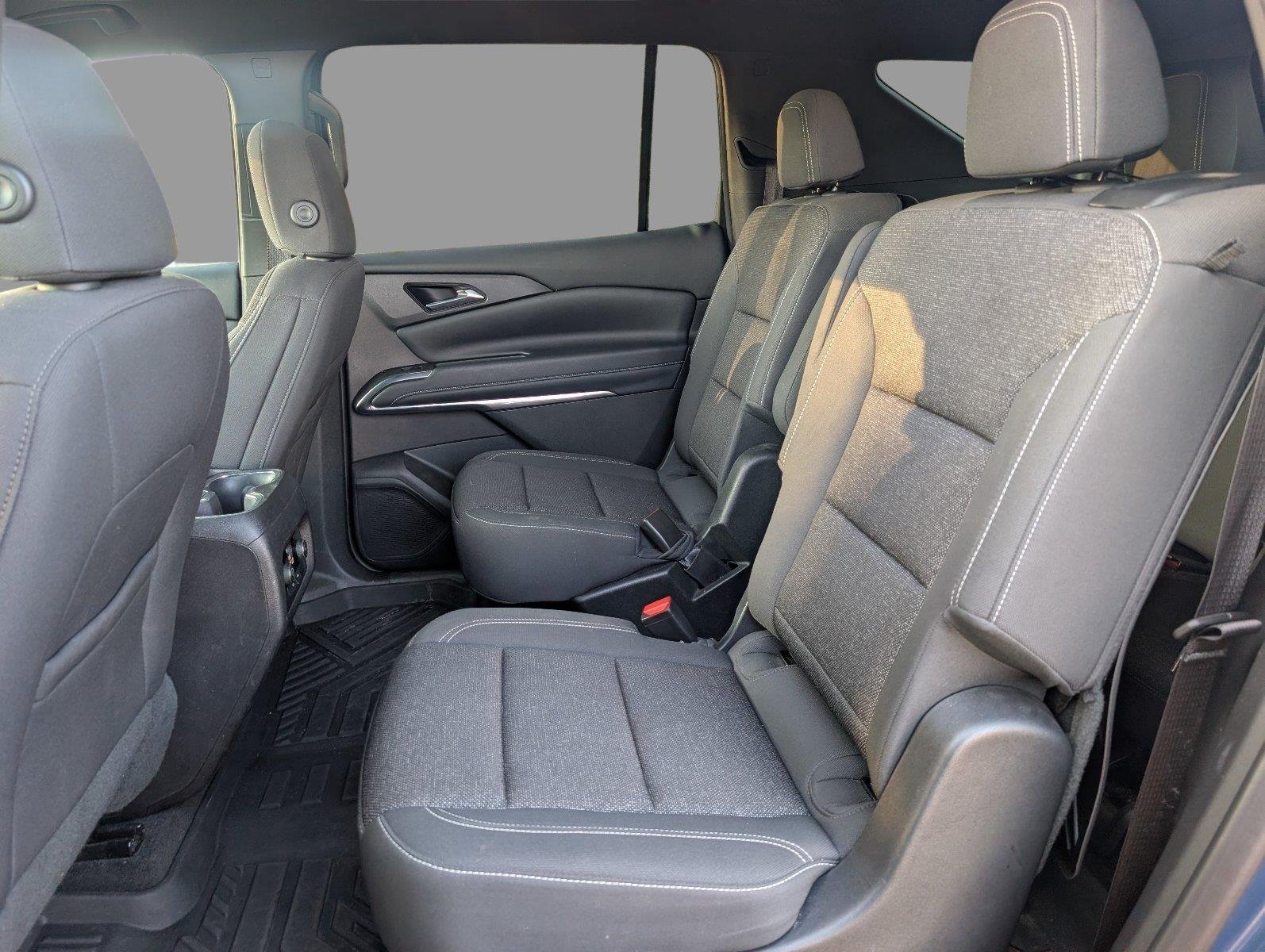 Used 2025 Lakeshore Blue Metallic Chevrolet LT image 35
