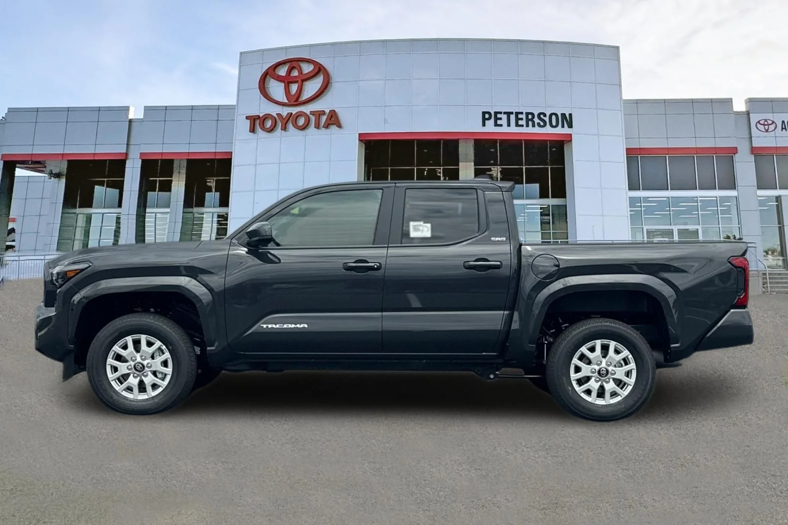New 2026  Toyota SR5 image 7