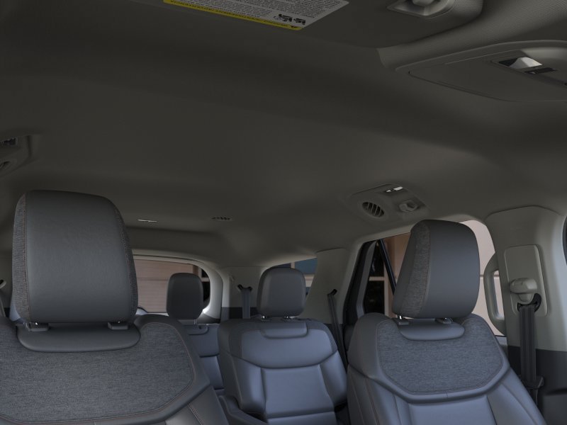 New 2026 Space White Metallic Ford Active image 22