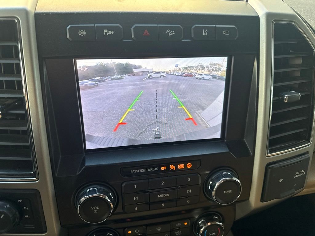 Used 2020 White Ford Lariat image 16