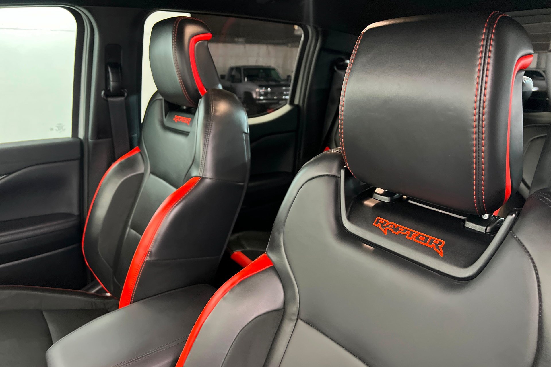 Used 2024 CACTUS GRAY Ford Raptor image 18