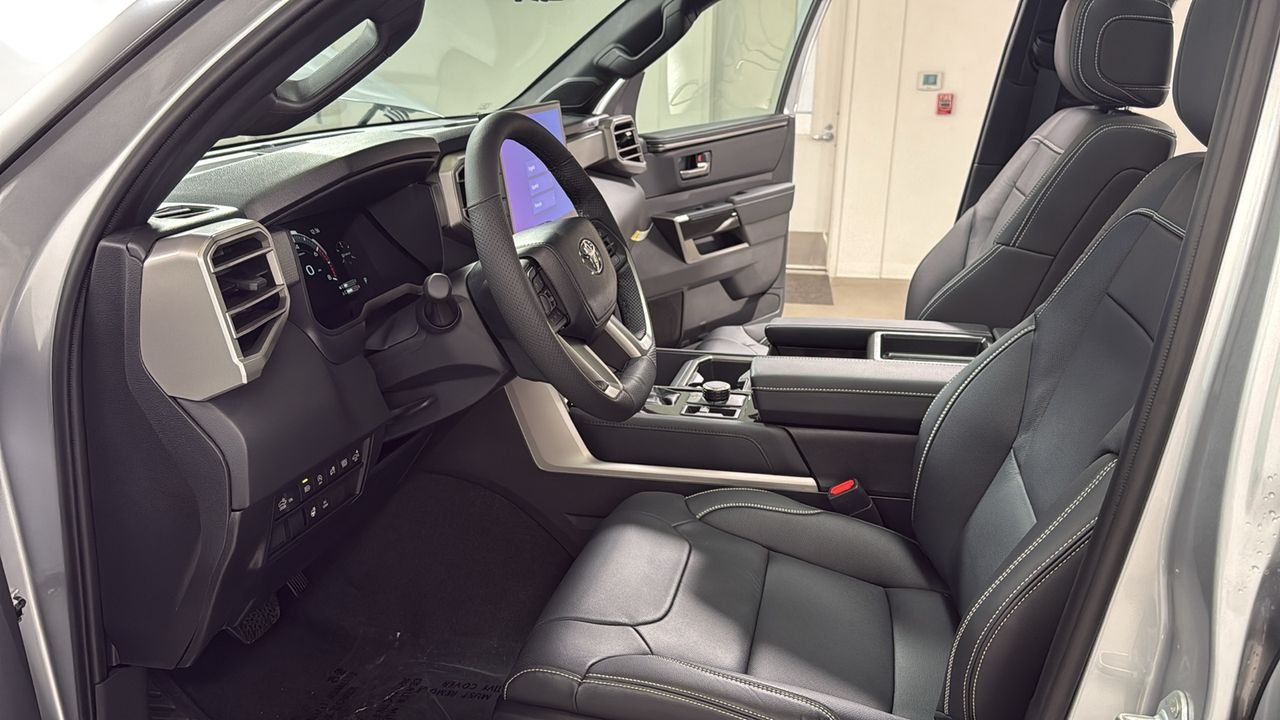 2026 Toyota Tundra Limited - Photo 12