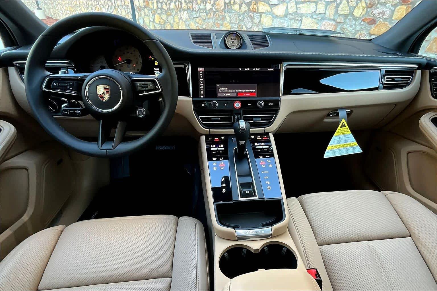 2026 Porsche Macan S - Photo 13